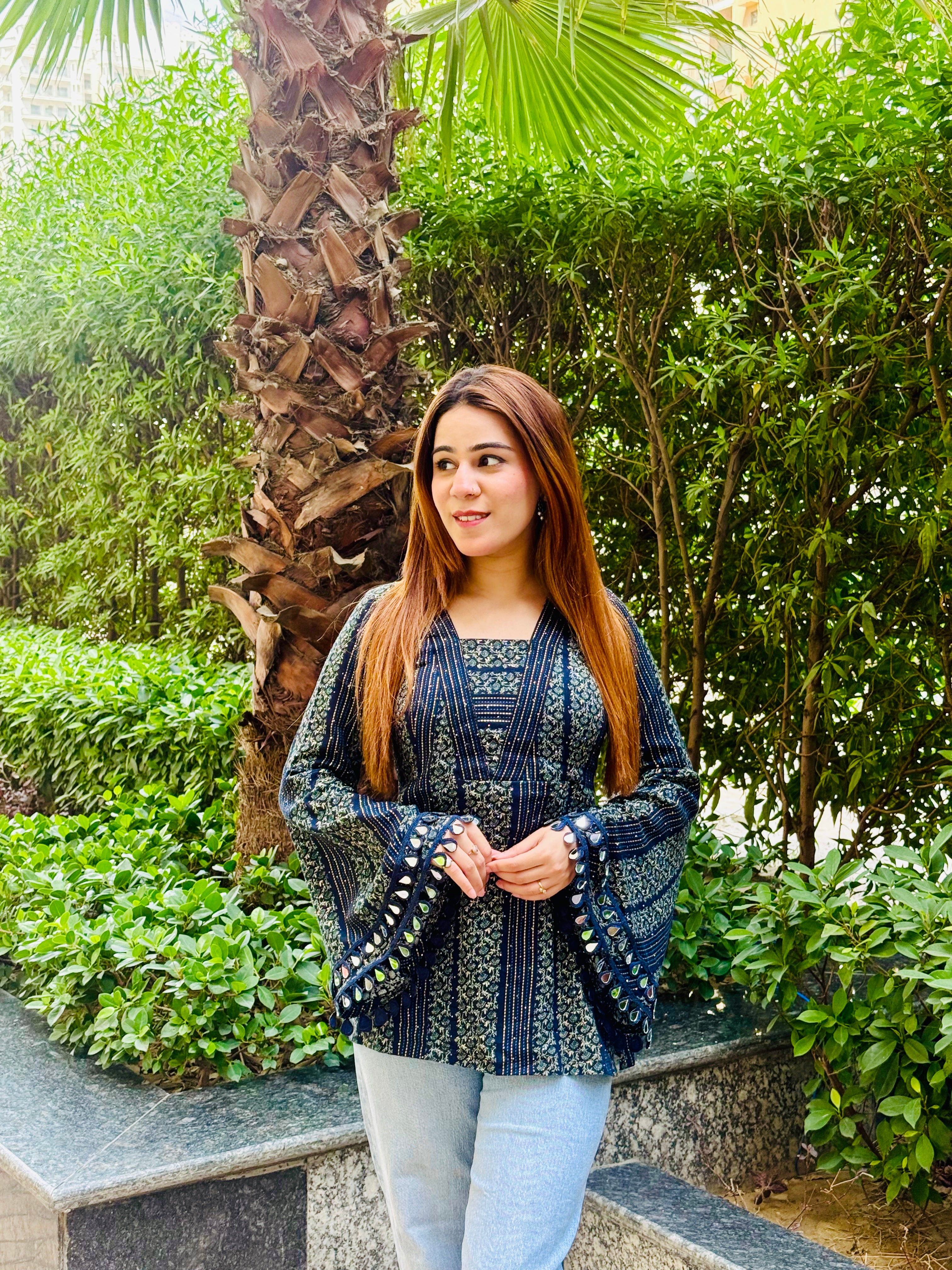 Meher Aaina Kurti