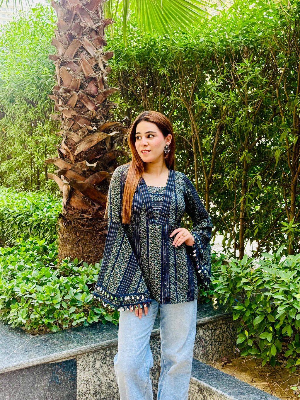 Meher Aaina Kurti