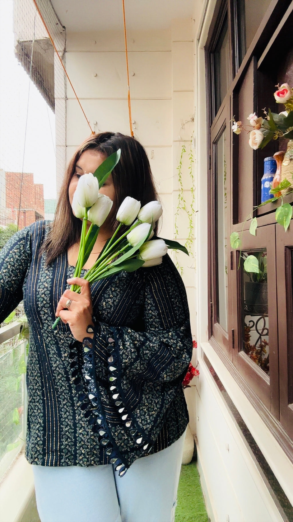 Meher Aaina Kurti