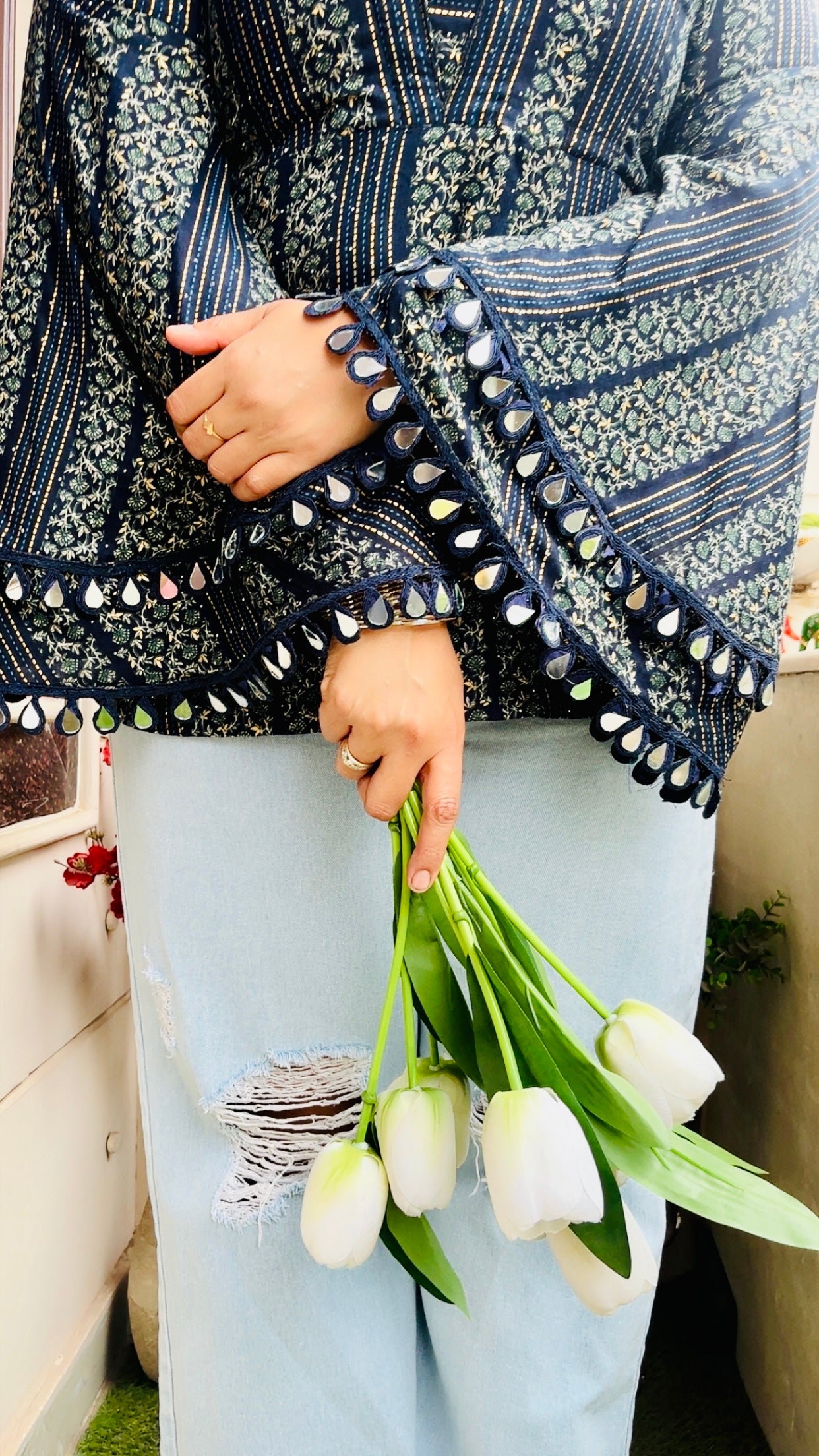 Meher Aaina Kurti