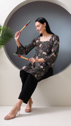 Women’s Black Printed Festive Kurti